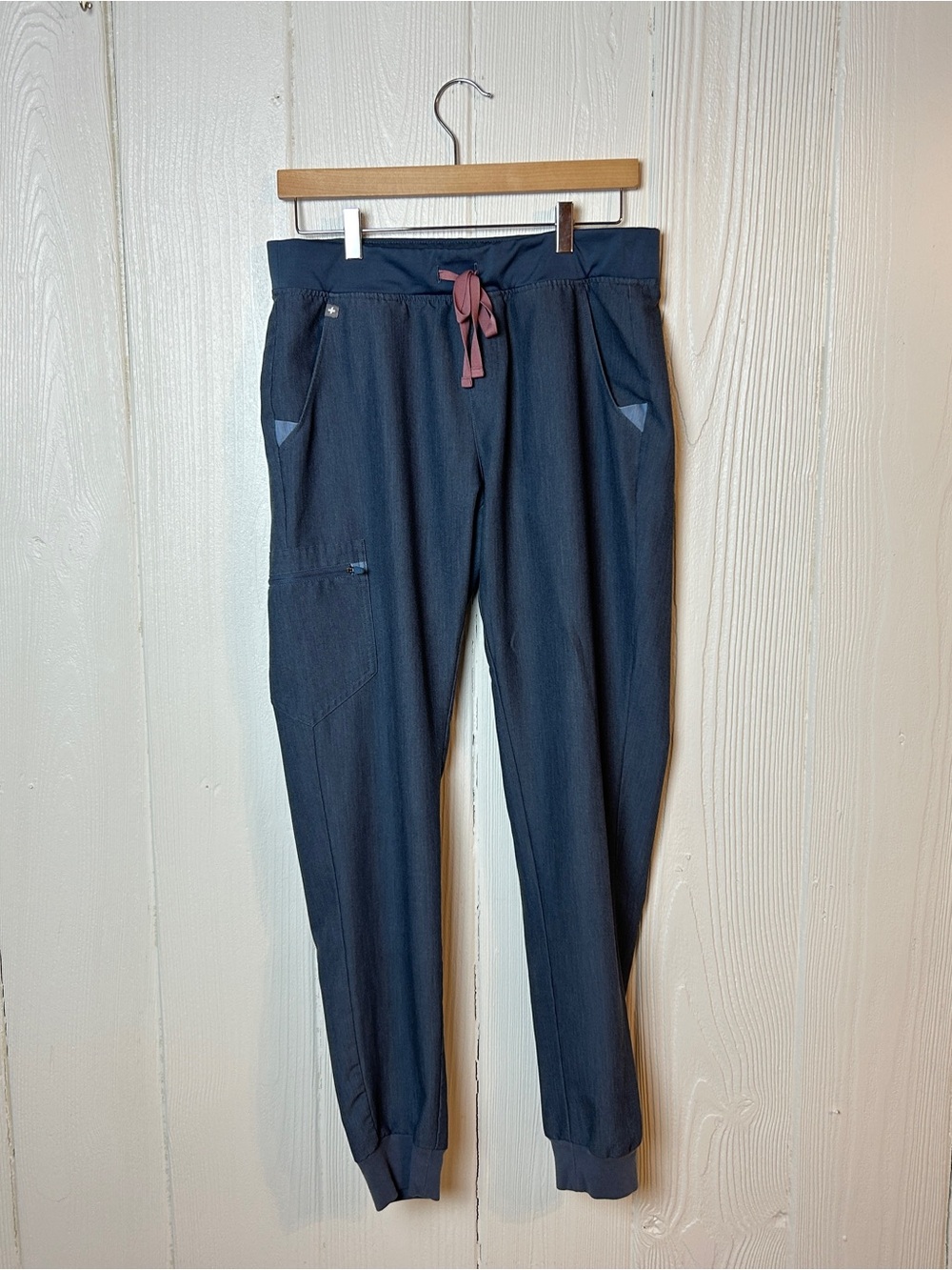 Figs women’s Heathered Denim Zamora Joggers with Mauve Drawstring